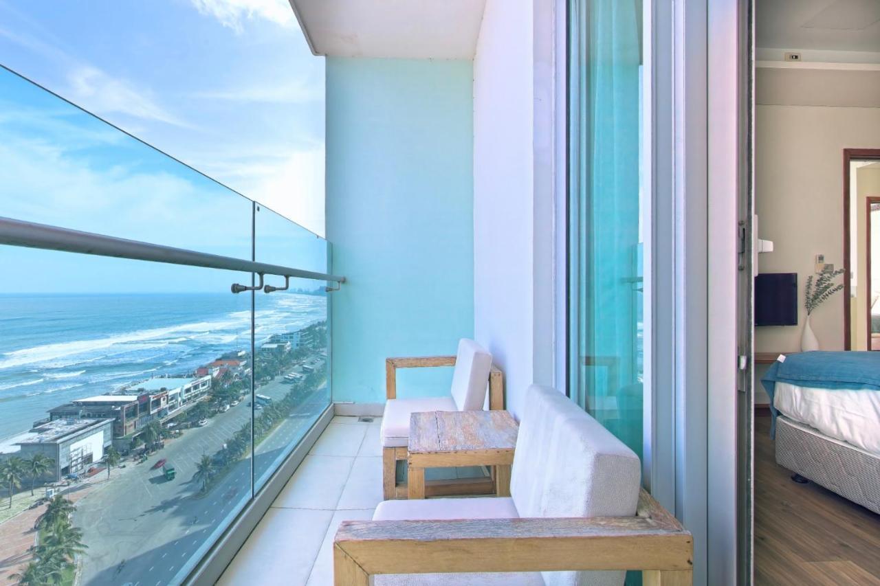 Stunning Apartments Across My Khe Beach ! Rooftop Pool & Gym Danang Exteriér fotografie